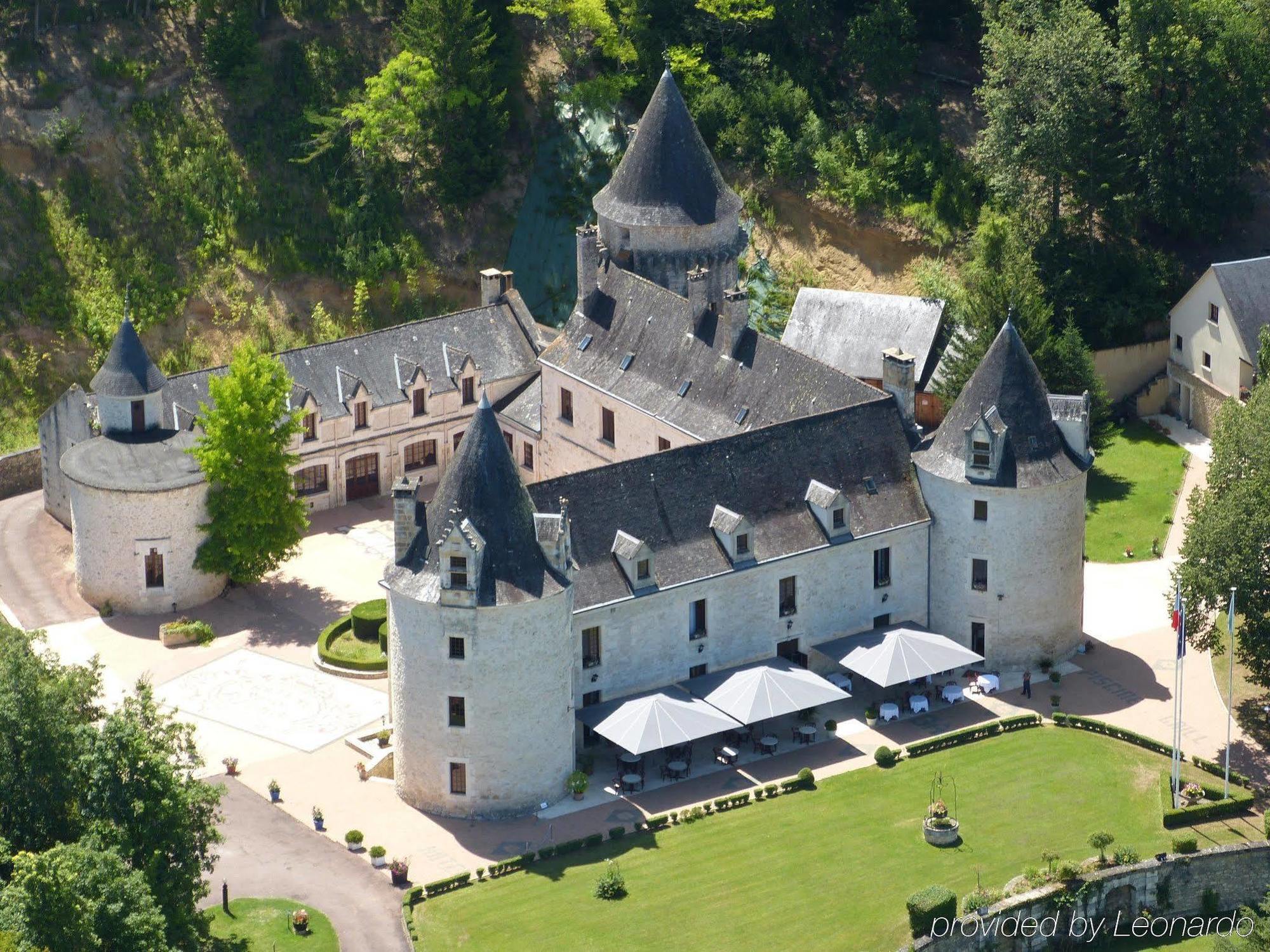 Chateau La Fleunie - Hotel Et Restaurant Tulle Exteriör bild